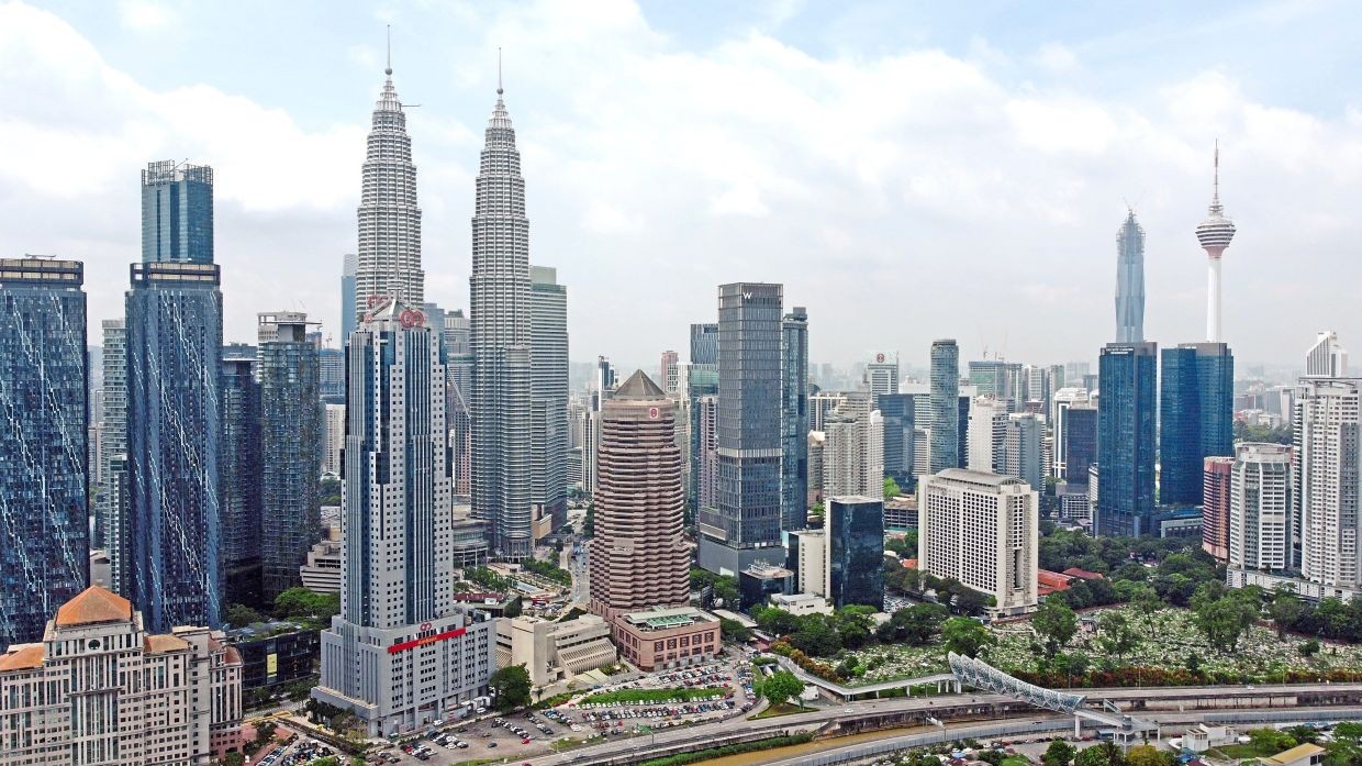 IMF maintains Malaysia's GDP growth at 6.5% this year