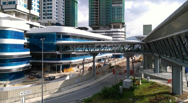 Completion of covered walkway to Kg Selamat MRT Station in D’sara Sentral adds value to retail shops