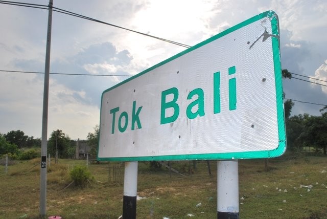 104 buyers disappointed Tok Bali apartment abandoned for 13 years