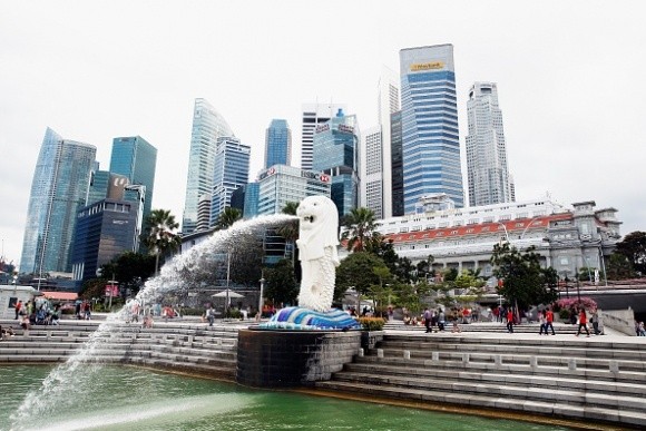 Singapore private home prices fall for 7th quarter